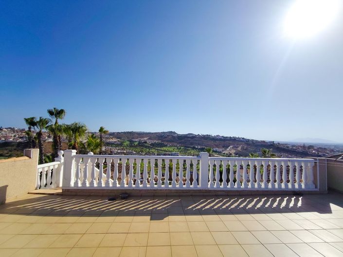 Image No.45-5 Bed Villa for sale