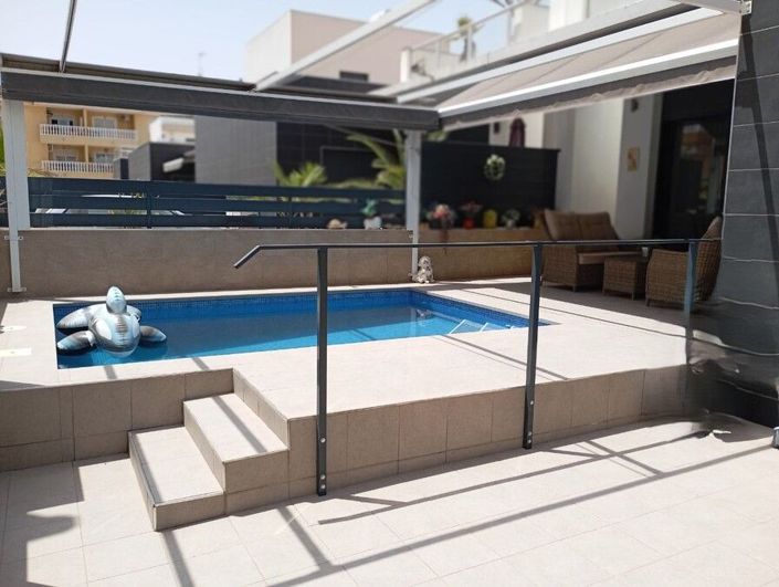 Image No.19-2 Bed Villa for sale