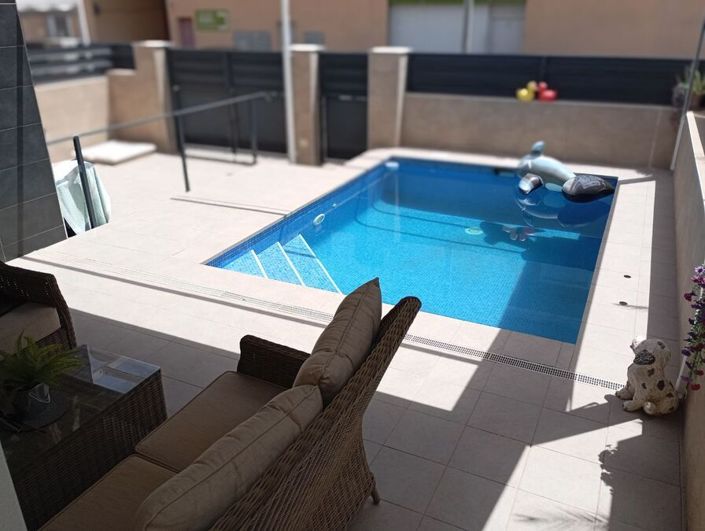 Image No.23-2 Bed Villa for sale