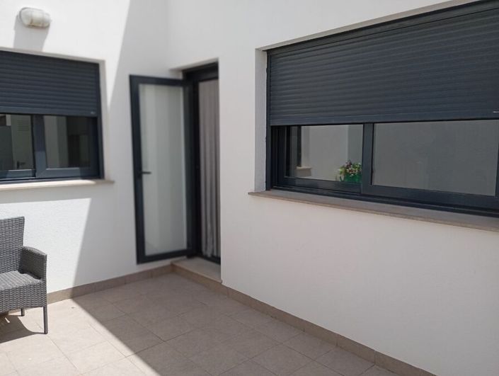Image No.27-2 Bed Villa for sale