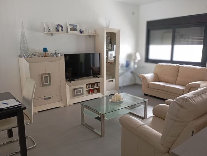 Image No.5-2 Bed Villa for sale