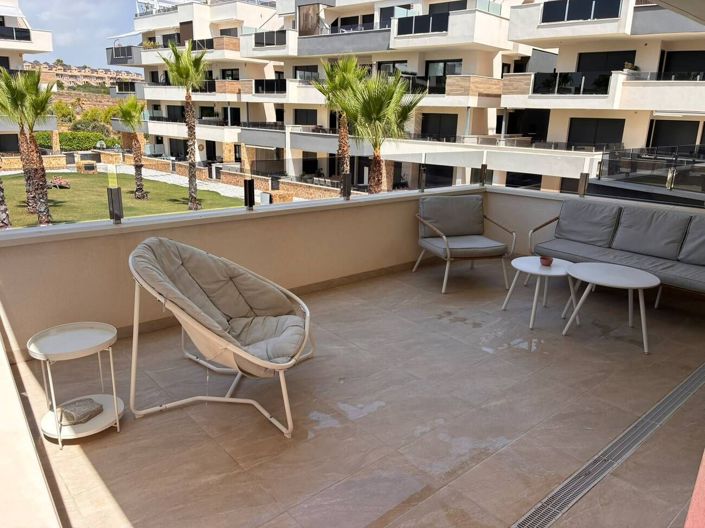 Image No.2-Appartement de 2 chambres à vendre à Orihuela Costa