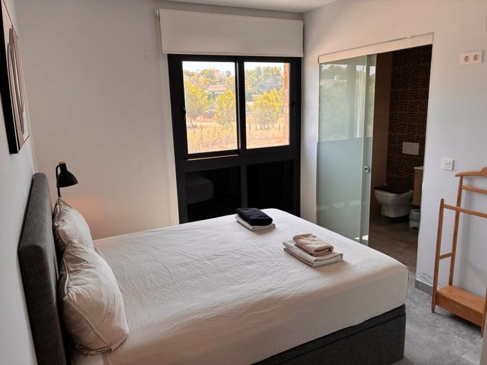 Image No.22-2 Bed Apartment for sale