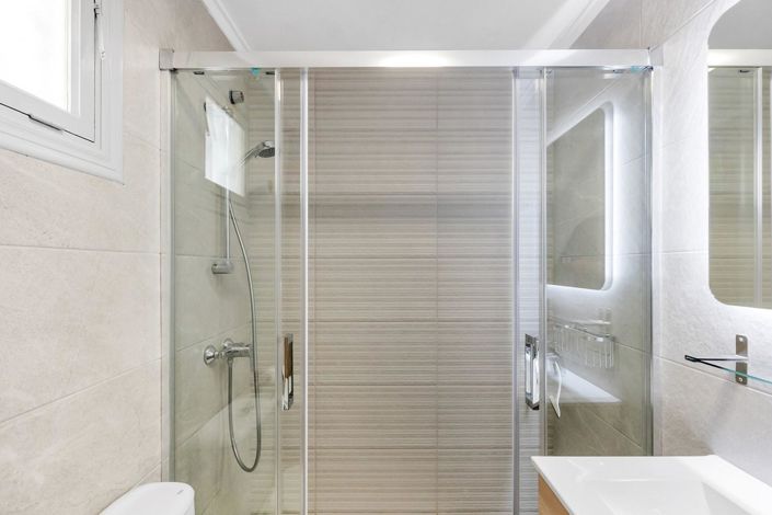 Image No.15-2 Bed Apartment for sale