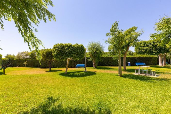 Image No.23-2 Bed Apartment for sale