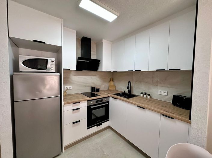 Image No.16-2 Bed Apartment for sale