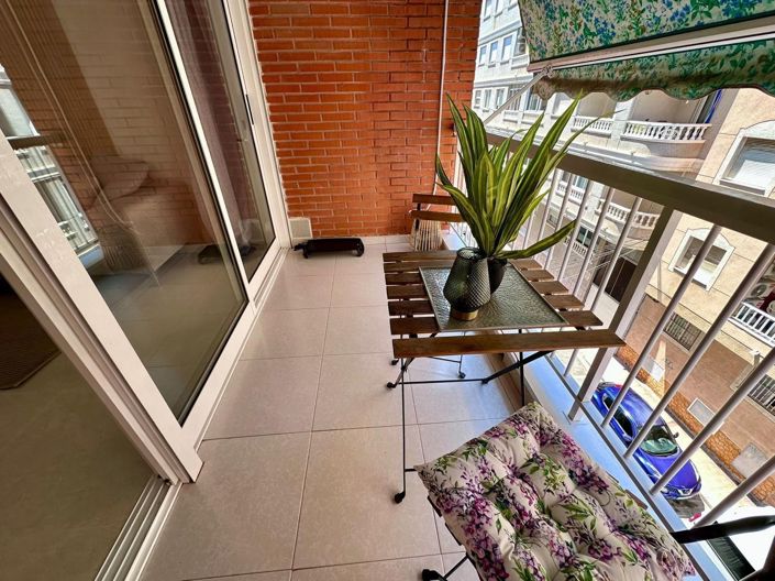 Image No.28-2 Bed Apartment for sale