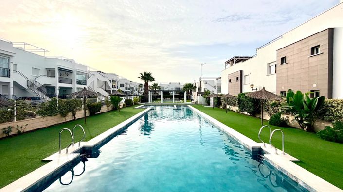 Image No.24-2 Bed Apartment for sale