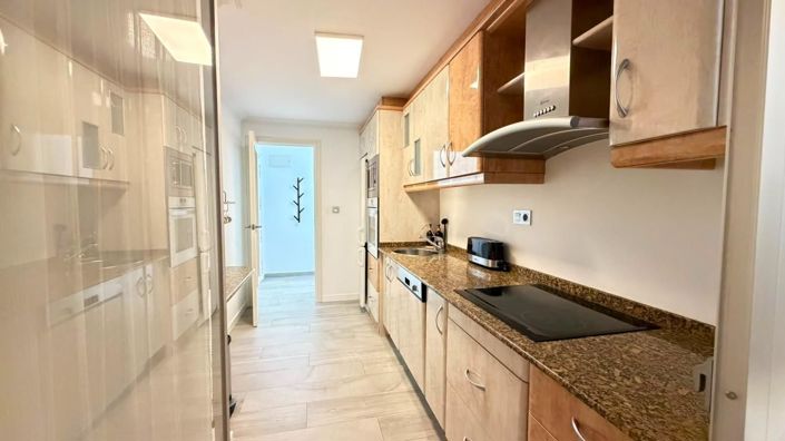 Image No.8-3 Bed Apartment for sale