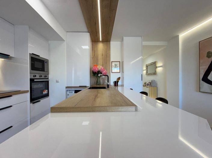 Image No.40-3 Bed Apartment for sale