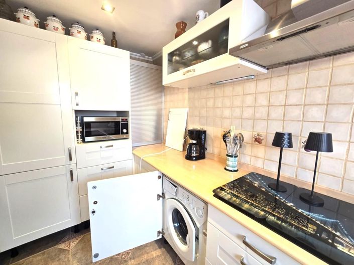 Image No.13-3 Bed House for sale