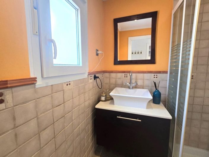 Image No.14-3 Bed House for sale
