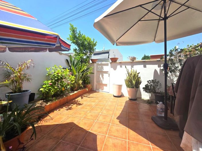 Image No.20-3 Bed House for sale