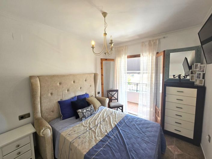 Image No.28-3 Bed House for sale