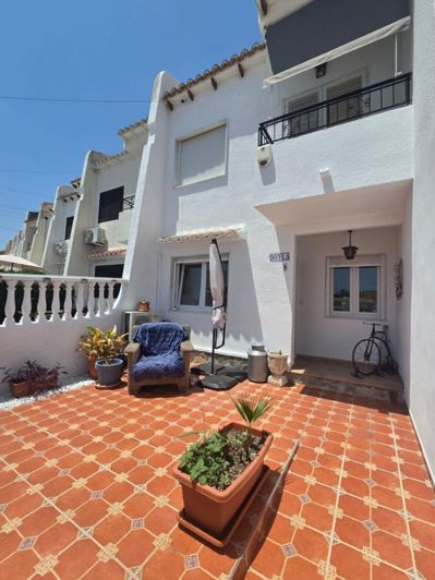 Image No.45-3 Bed House for sale