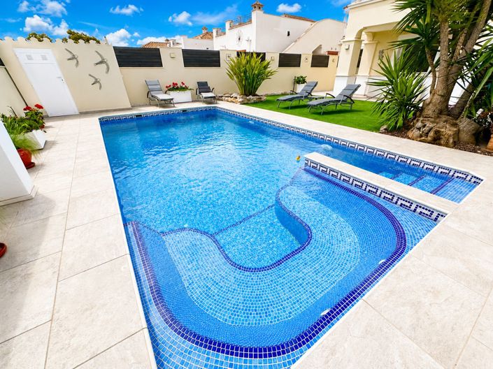 Image No.21-3 Bed Villa for sale