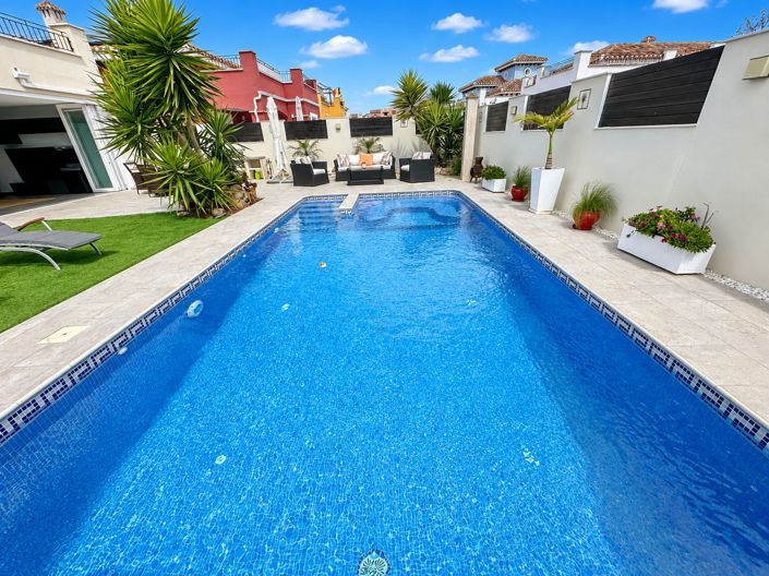 Image No.32-3 Bed Villa for sale