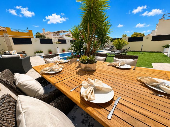 Image No.40-3 Bed Villa for sale