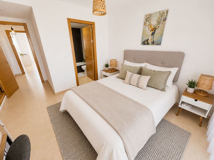 Image No.12-2 Bed Apartment for sale
