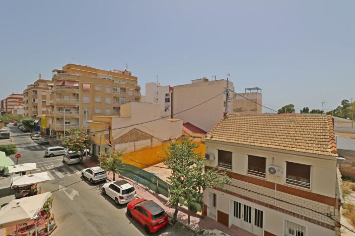Image No.9-4 Bed Apartment for sale