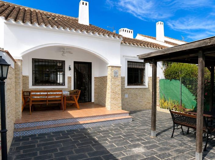 Image No.15-4 Bed House for sale