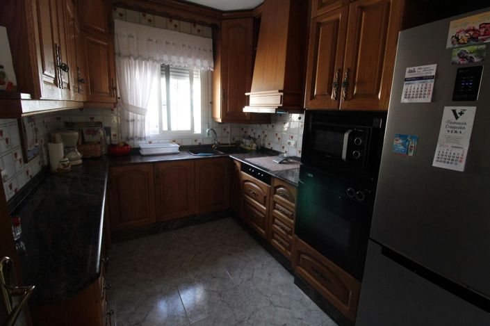 Image No.33-5 Bed House for sale