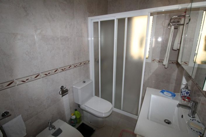 Image No.39-5 Bed House for sale