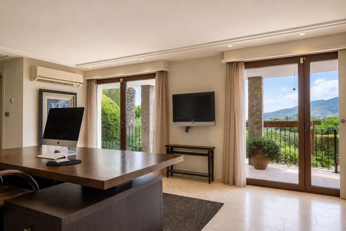 Image No.18-4 Bed Villa for sale