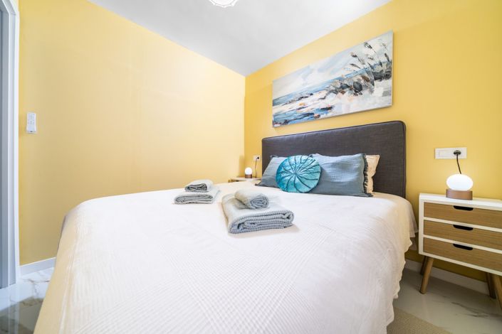 Image No.17-2 Bed Apartment for sale