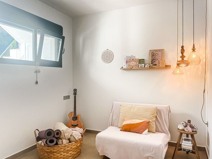 Image No.21-3 Bed Apartment for sale