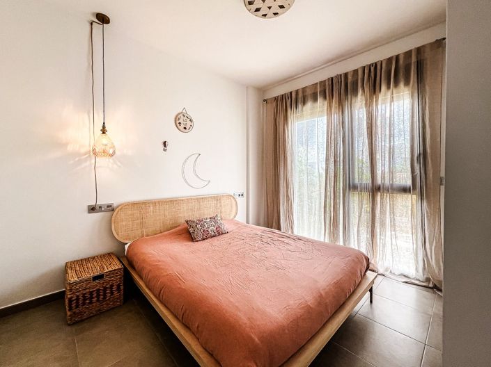 Image No.24-3 Bed Apartment for sale