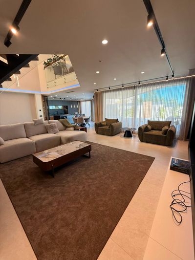 Image No.17-5 Bed Villa for sale