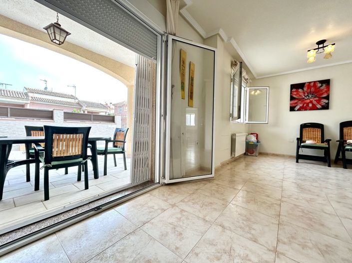 Image No.6-3 Bed House for sale