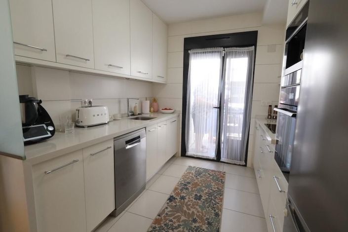 Image No.10-3 Bed Duplex for sale