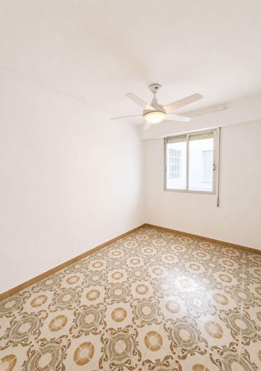 Image No.9-3 Bed Apartment for sale