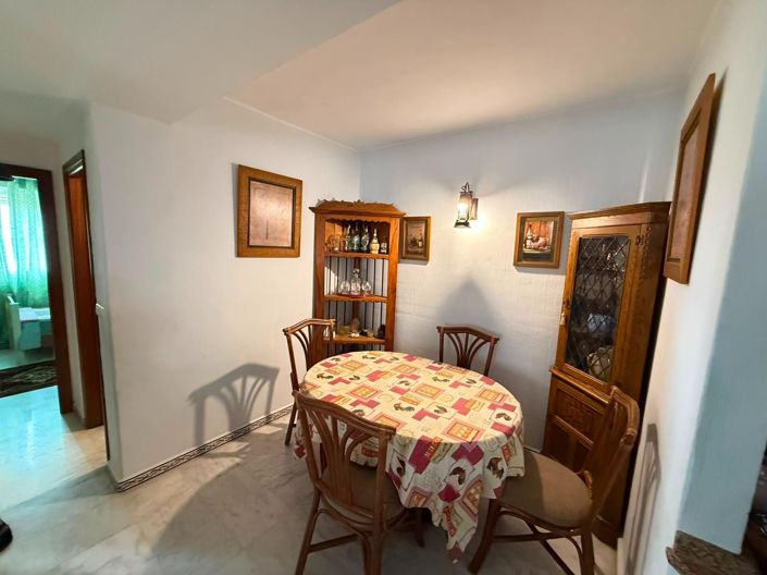 Image No.10-3 Bed Apartment for sale