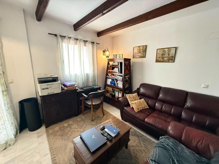 Image No.14-3 Bed Apartment for sale