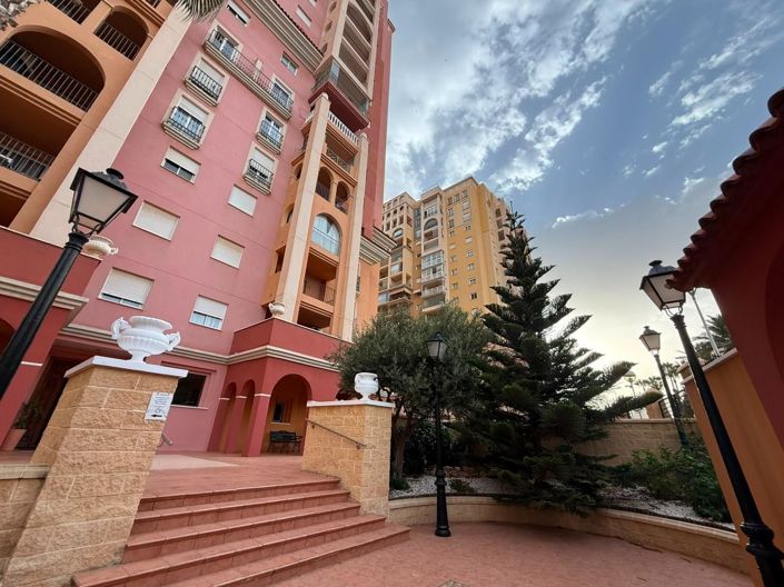 Image No.2-3 Bed Apartment for sale