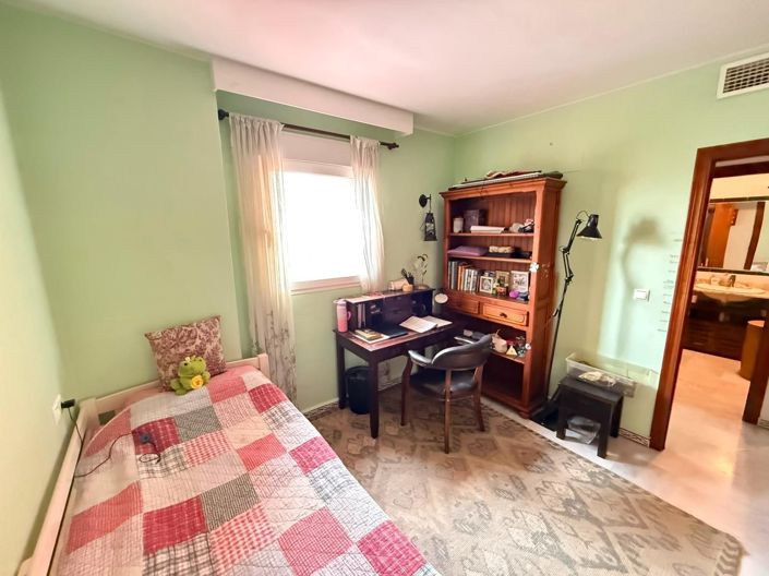 Image No.26-3 Bed Apartment for sale
