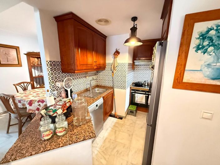 Image No.8-3 Bed Apartment for sale