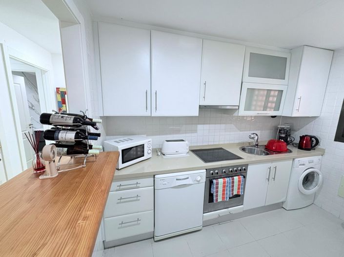 Image No.8-2 Bed Apartment for sale