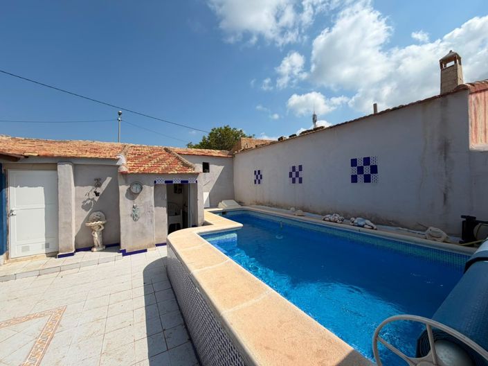 Image No.30-5 Bed Villa for sale