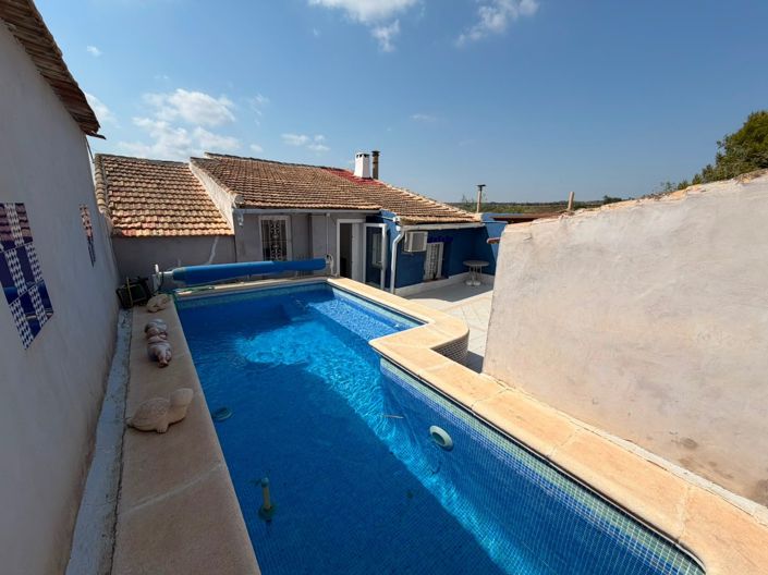 Image No.32-5 Bed Villa for sale