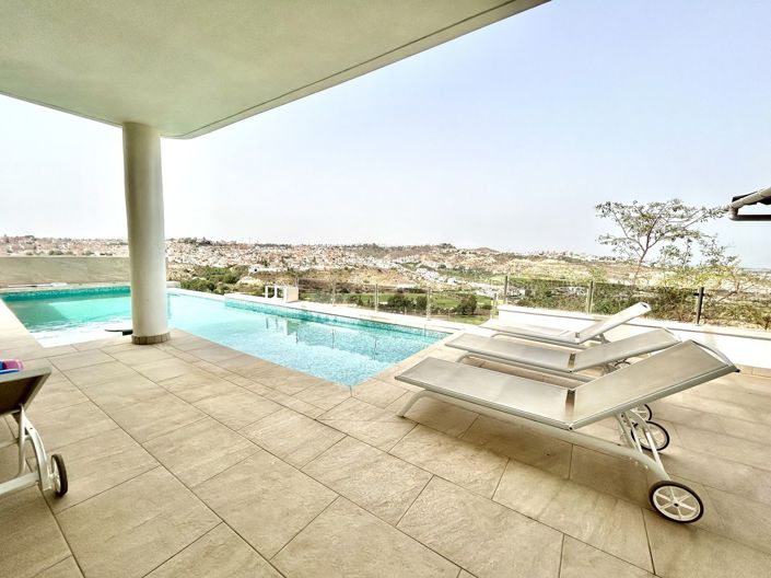 Image No.43-4 Bed Villa for sale