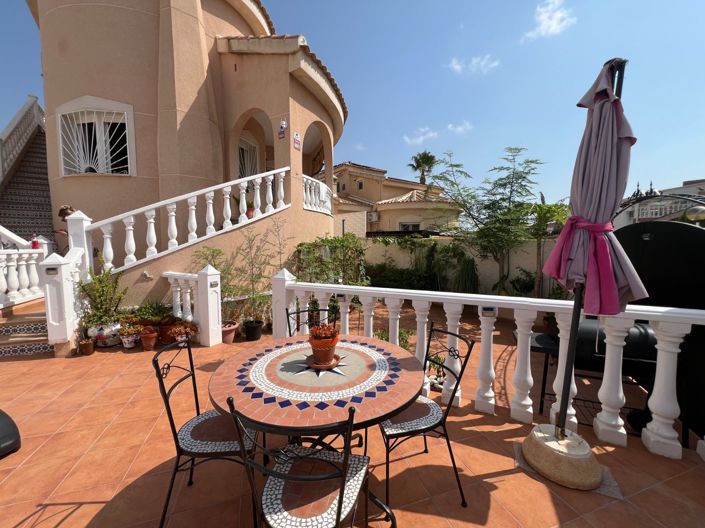 Image No.4-2 Bed Villa for sale