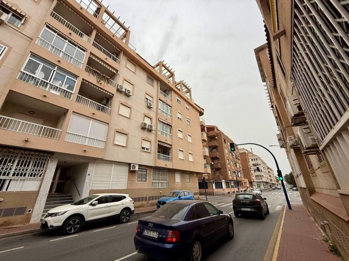Image No.40-Appartement de 2 chambres à vendre à Torrevieja
