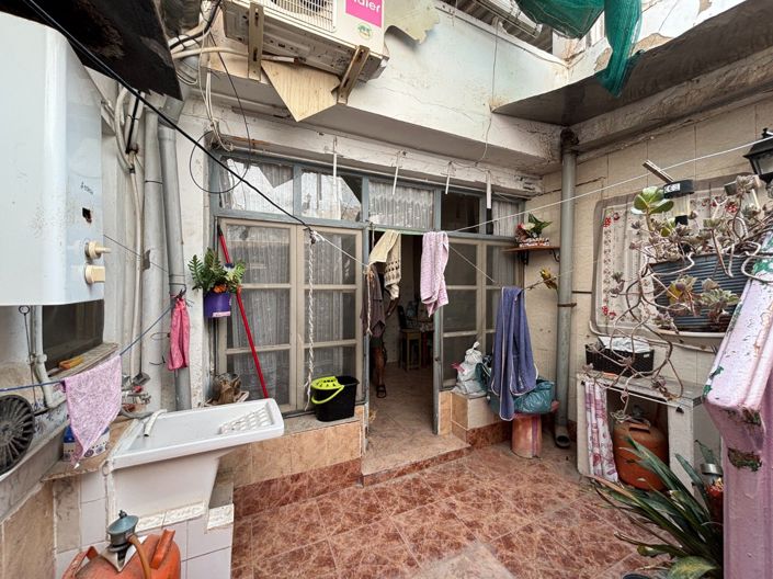 Image No.12-4 Bed House for sale