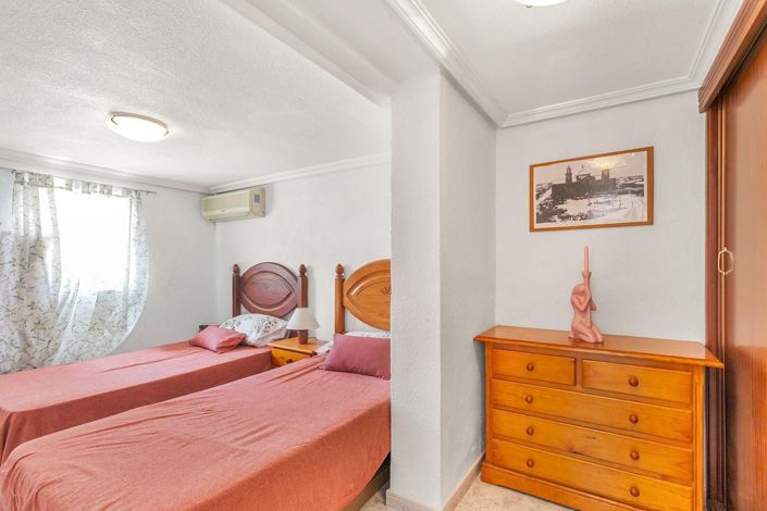 Image No.17-4 Bed Villa for sale