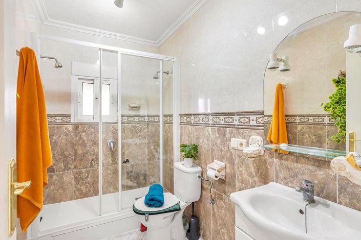 Image No.30-4 Bed Villa for sale