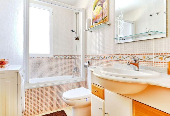 Image No.9-3 Bed Apartment for sale